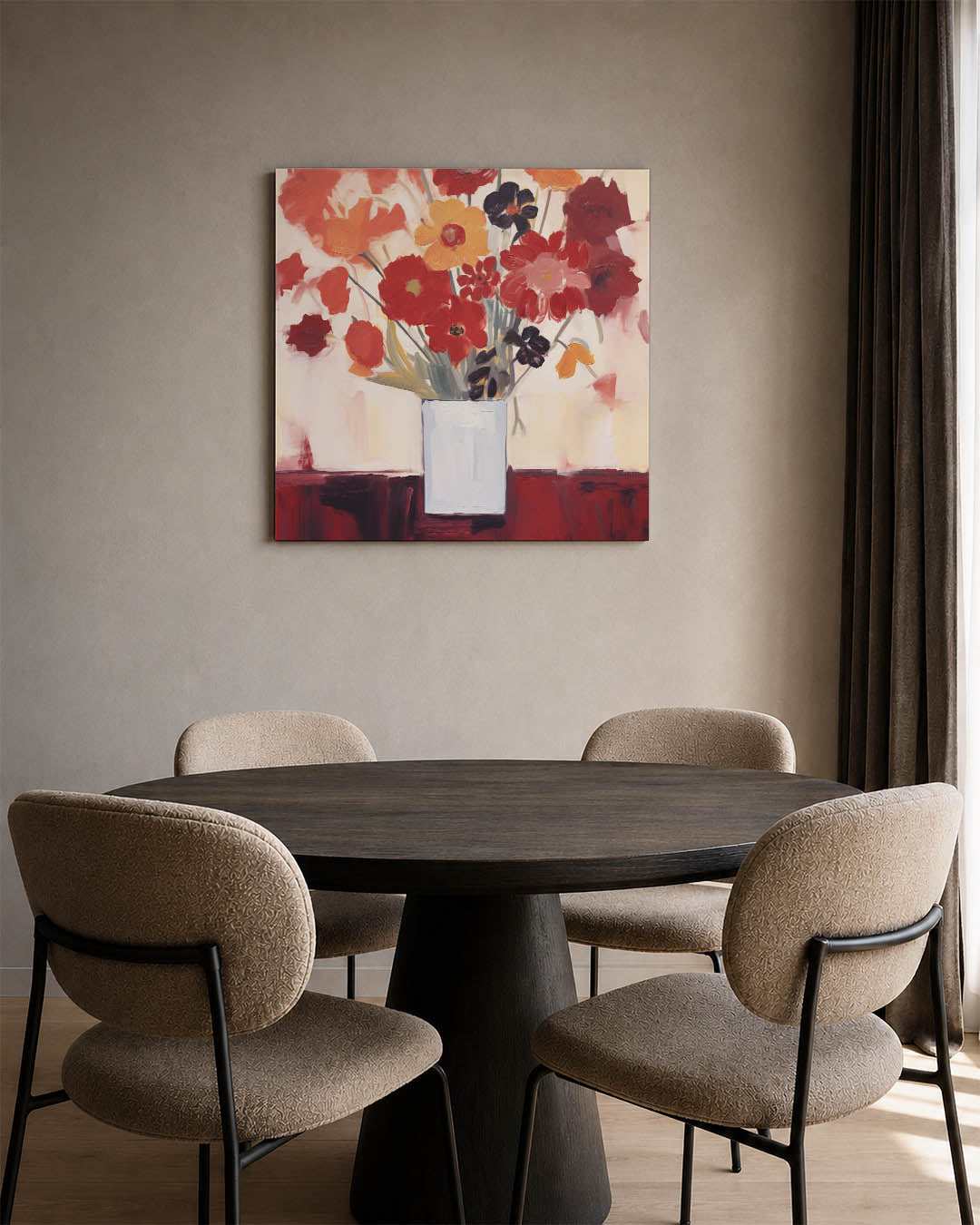 Compositie kunstwerk – derde productweergave – dit werk toont een boeket bloemen in een vaas. De warme kleuren en vloeiende