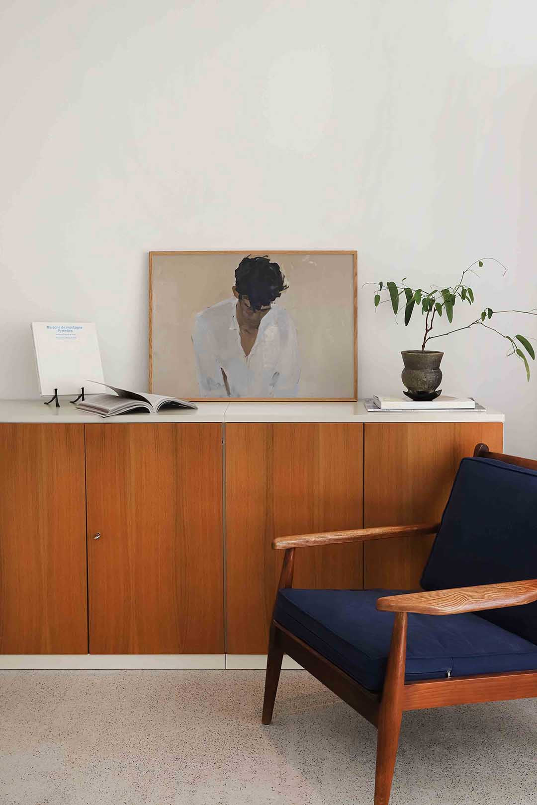 Man met gebogen hoofd – moderne landscape wanddecoratie van WallArtistic