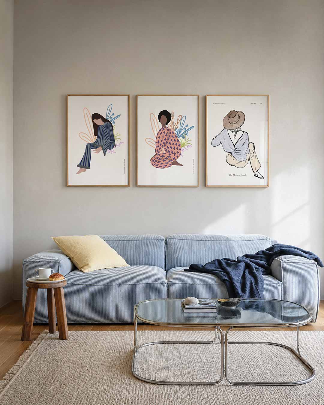 Gestreepte rust posterset – tweede productweergave – een figuur in blauw gestreepte kleding zit ontspannen