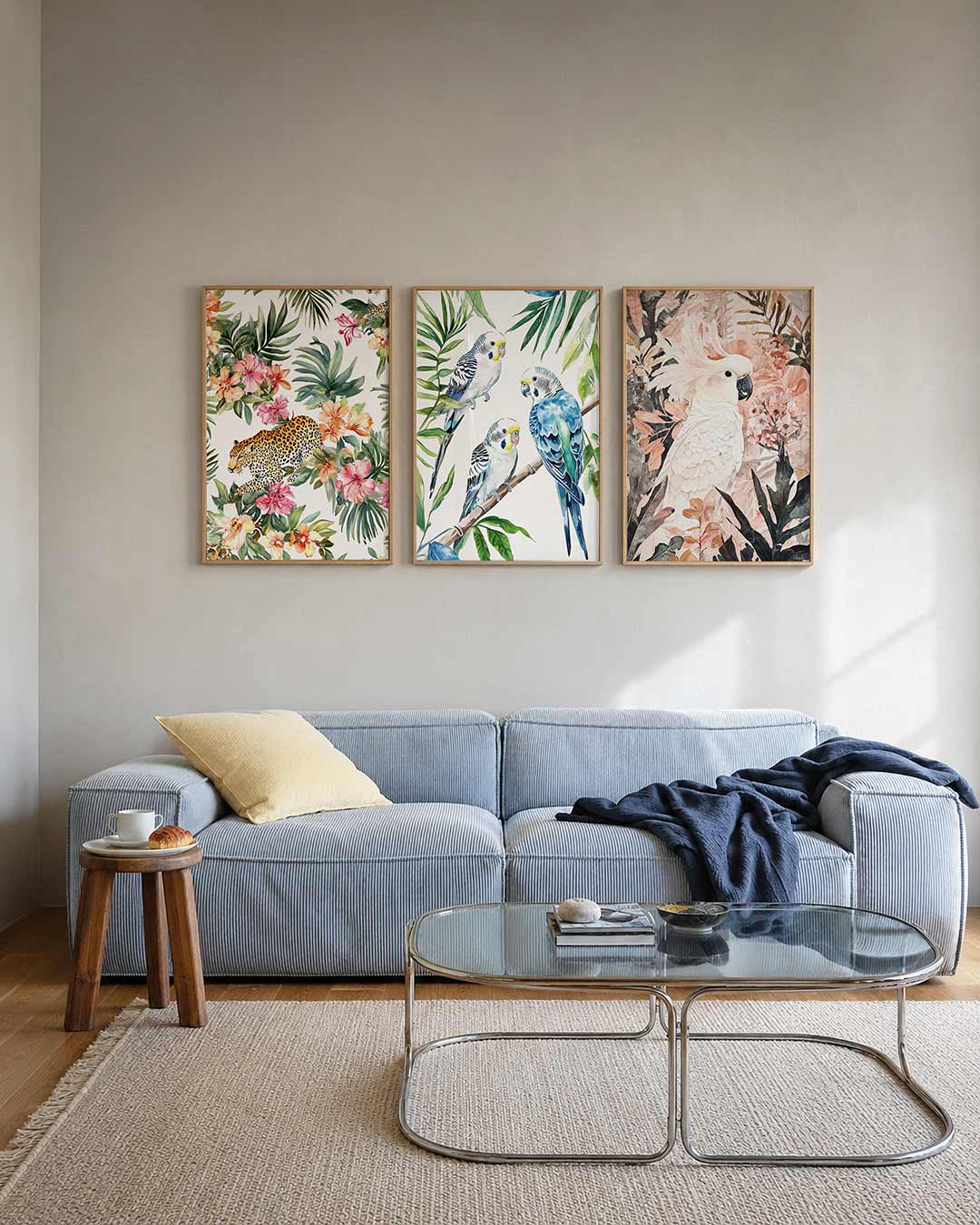 Jungle bloemenpracht posterset – tweede productweergave – een levendige compositie van groene bladeren en kleurrijke