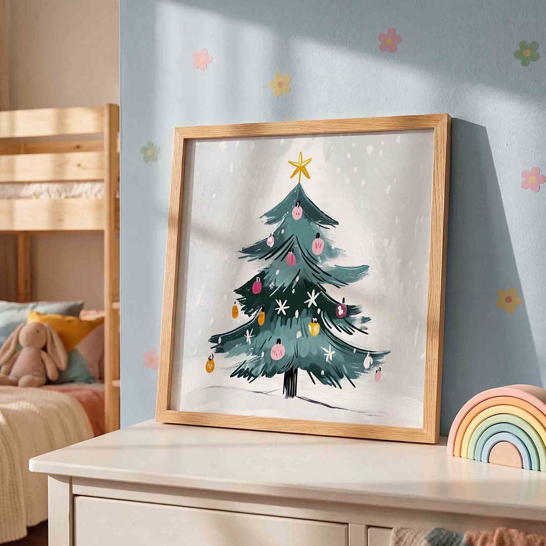 Kerstboom met versiering – speelse wandkunst als vierkante kinderposter