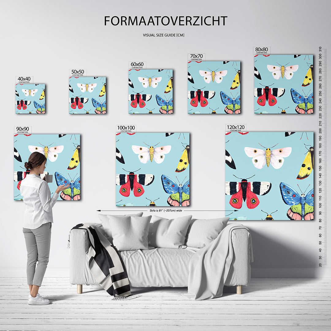 Vrolijke vlinders kunstwerk – dit kunstwerk toont een verzameling kleurrijke vlinders tegen een blauwe achtergrond. De
