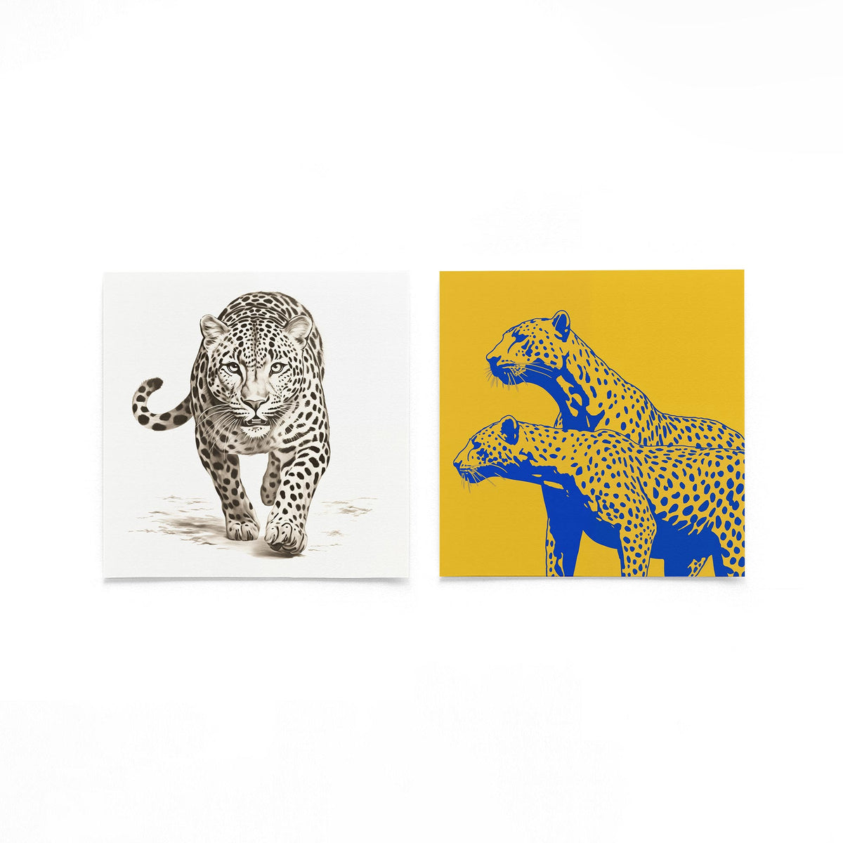Twee vierkante posters met luipaarden op een gebroken witte achtergrond