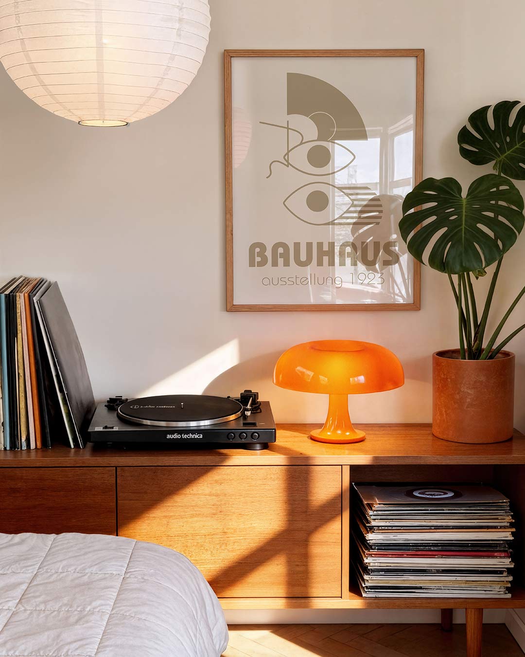 Oogvormen en lijnen – geometrische Bauhaus poster in staand formaat