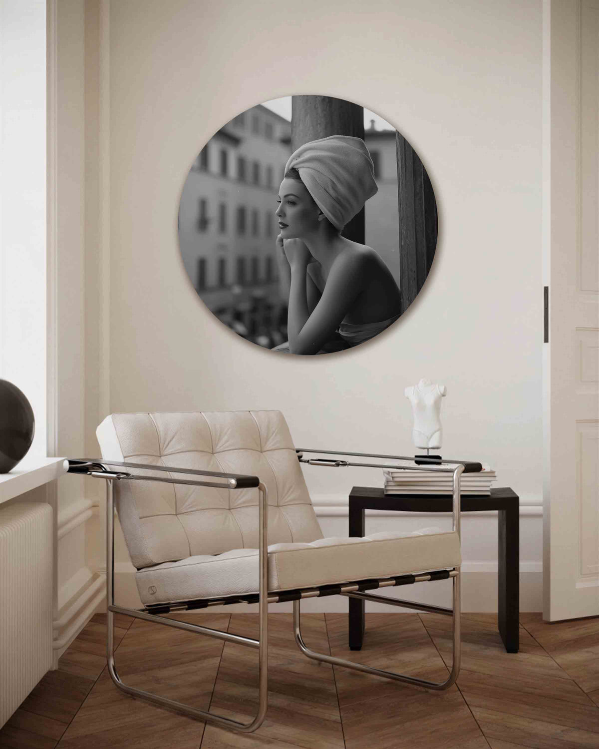 Vrouw met tulband – Pop Art muurcirkel als ronde wanddecoratie