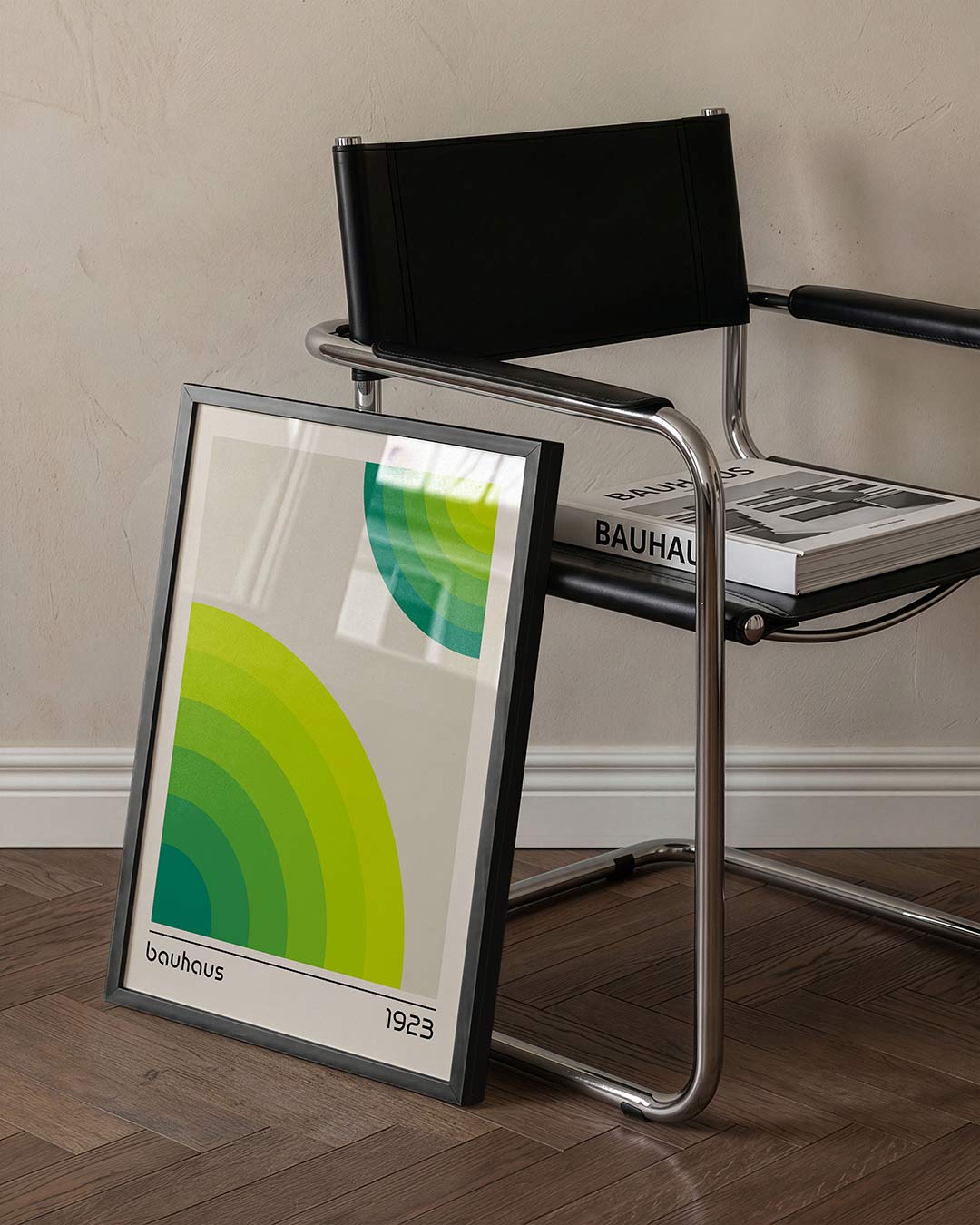Cirkelvormen en kleur – staande Bauhaus poster voor aan de muur