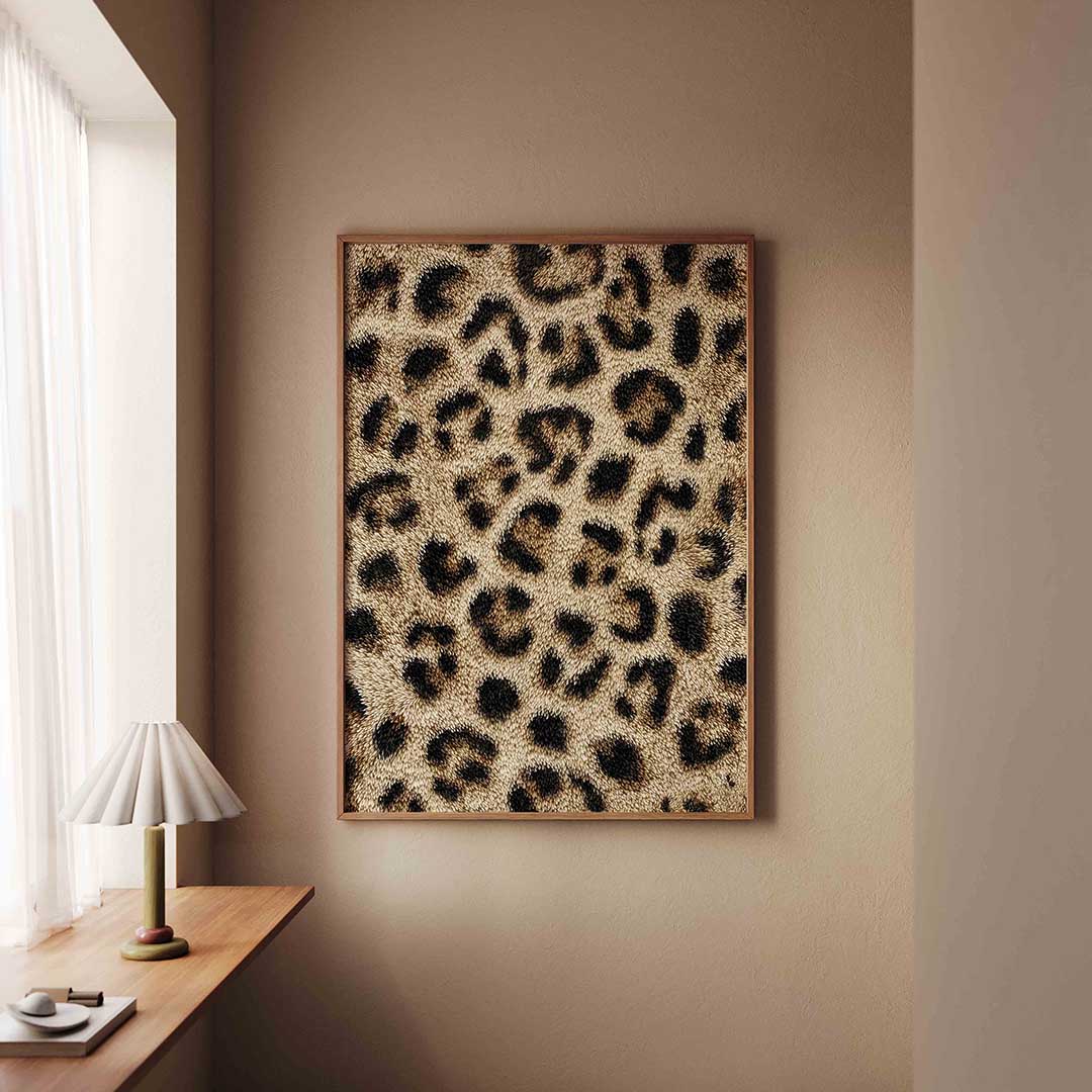 Luipaardprint – staande safari wanddecoratie van WallArtistic