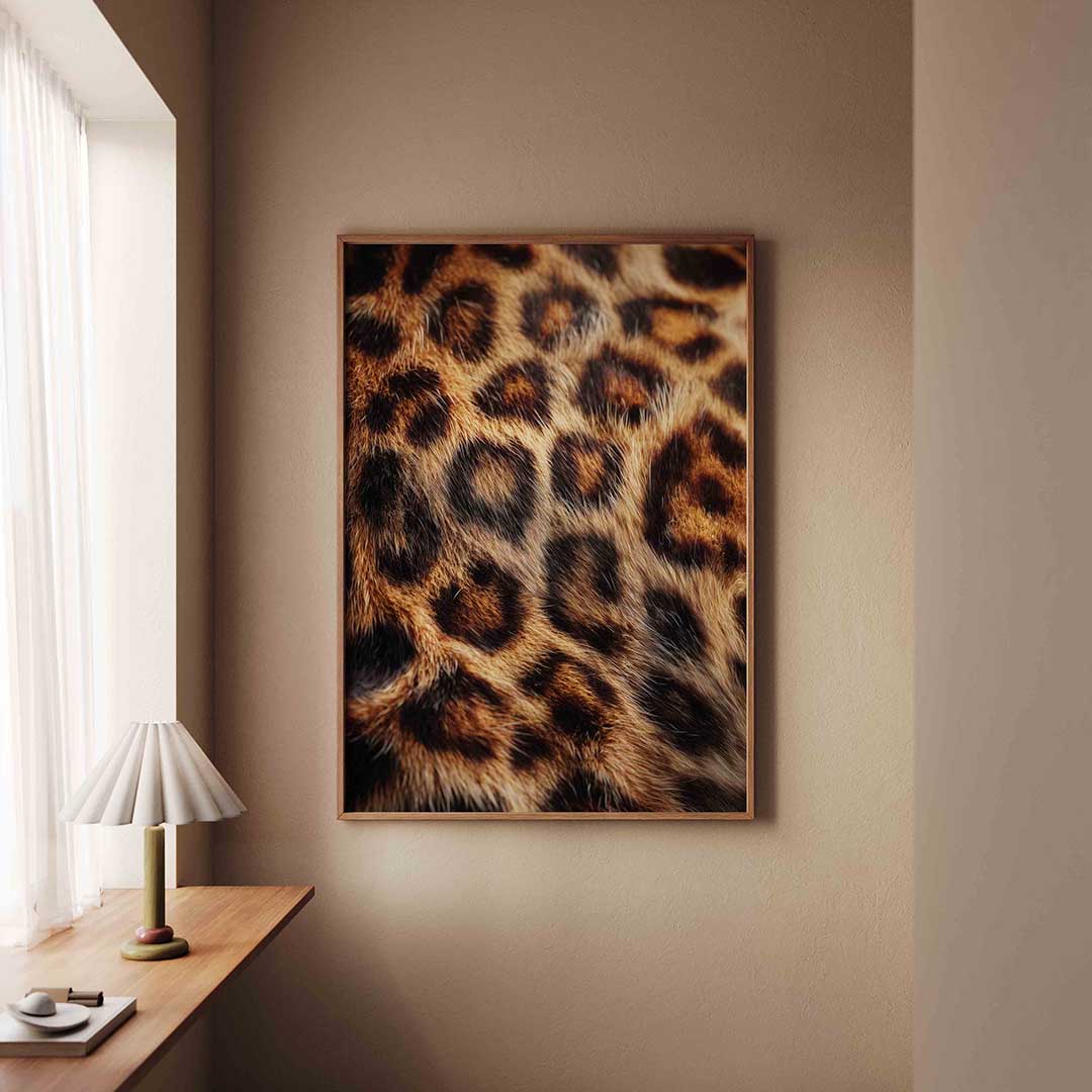 Luipaardprint – staande safari wanddecoratie van WallArtistic