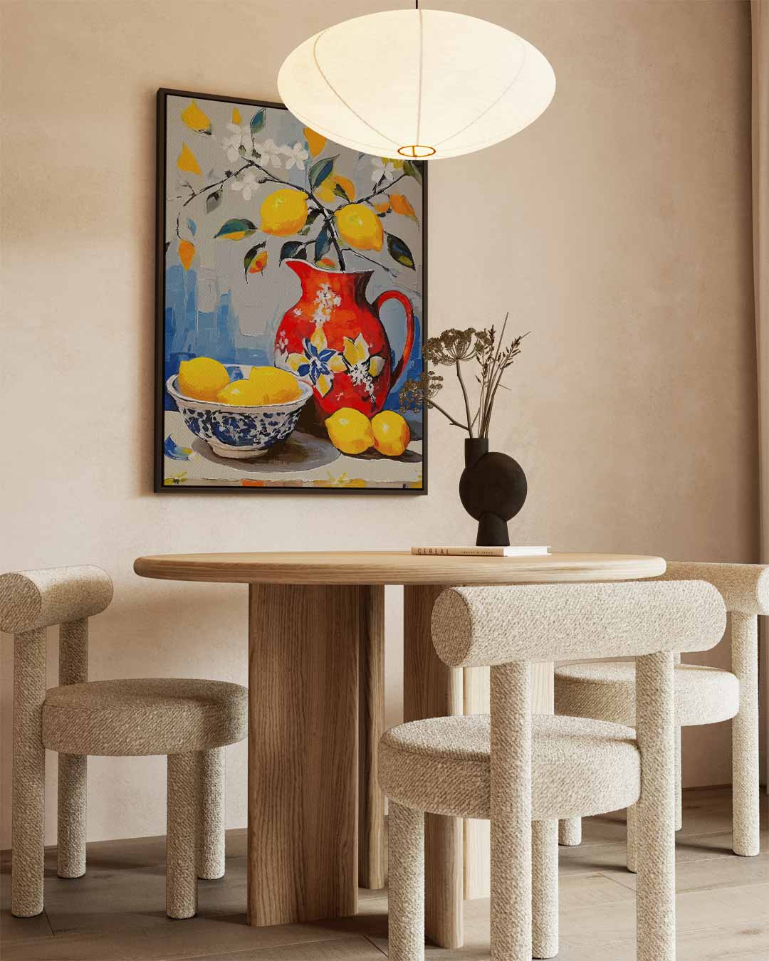 Citroenen in een Vrolijke Karaf – canvas wanddecoratie in portret formaat