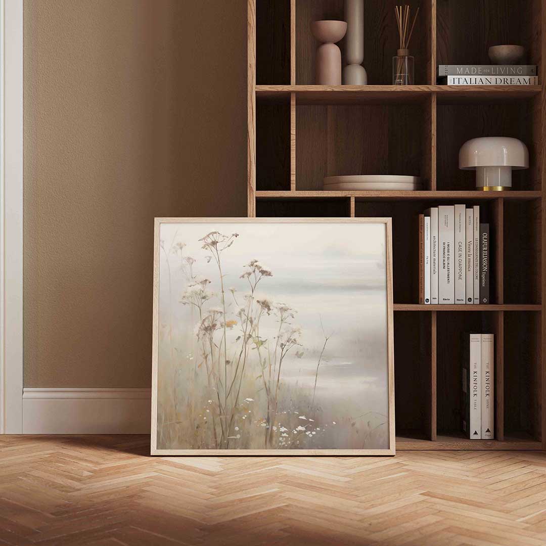 Wilde bloemen in mist – vierkante wanddecoratie met kleur en vorm van WallArtistic