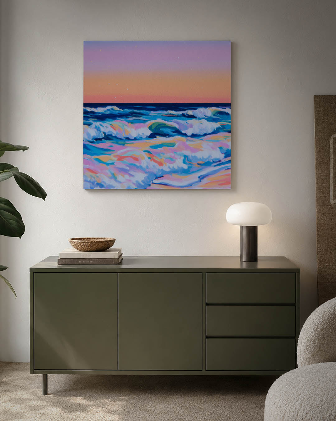 Kleurrijke zee golven kunstwerk – detailweergave – dit werk toont een levendige zee met golven in diverse kleuren. De lucht