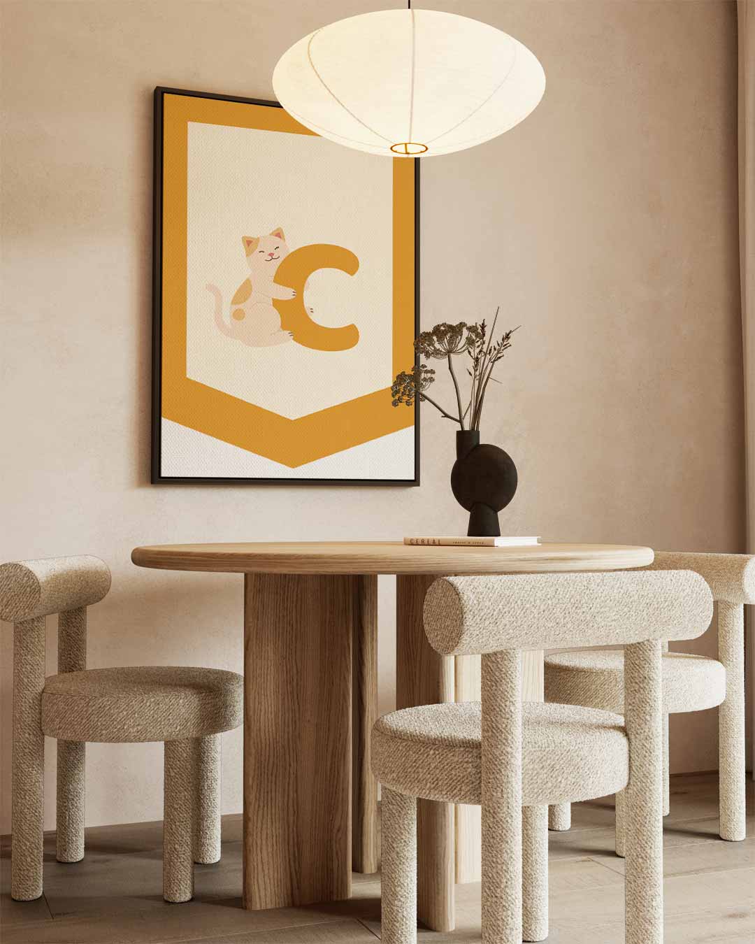 Kattenvlag met Letter C – kunstwerk met zwarte baklijst