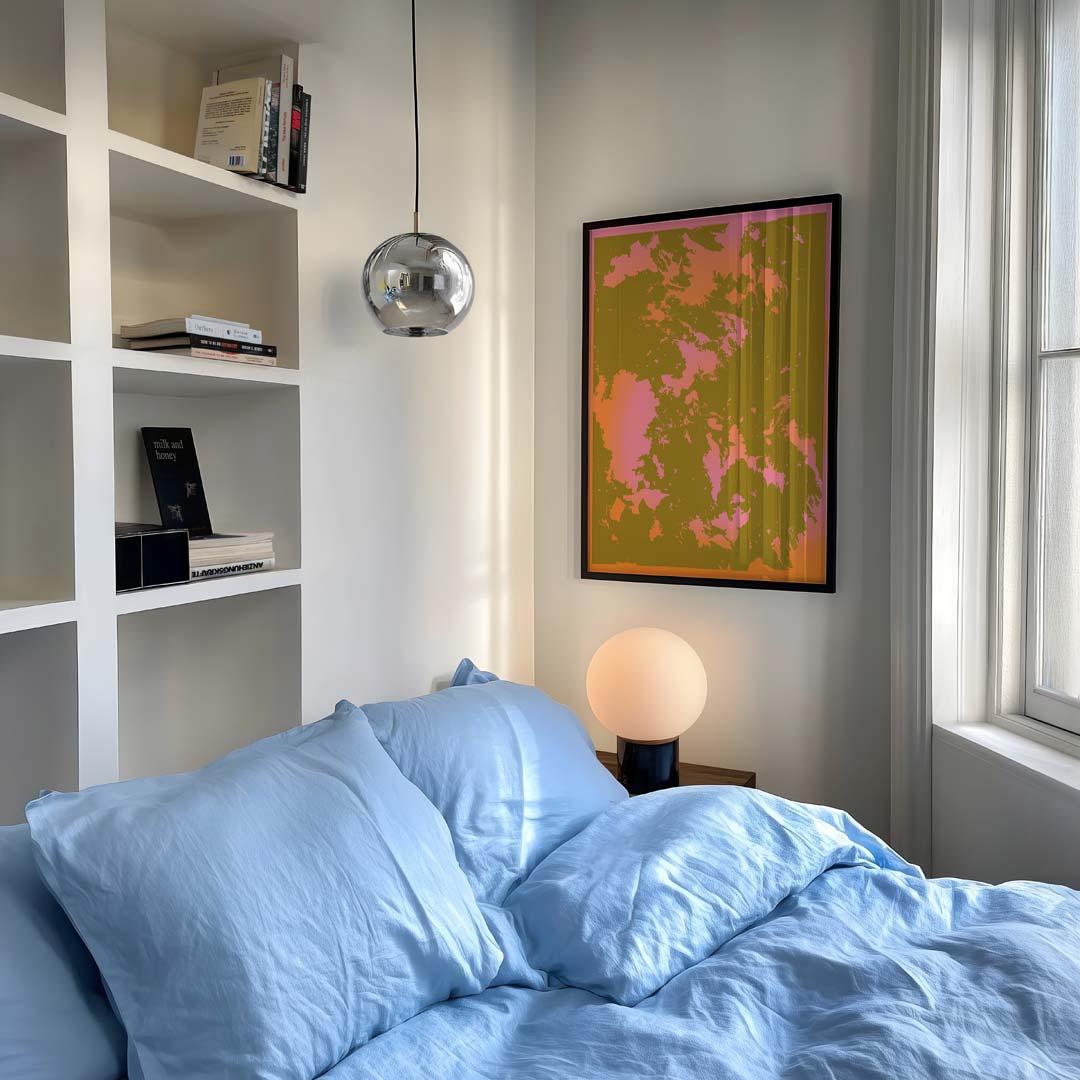 Abstracte Kleurexplosie – staande kleurrijke abstracte wanddecoratie van WallArtistic