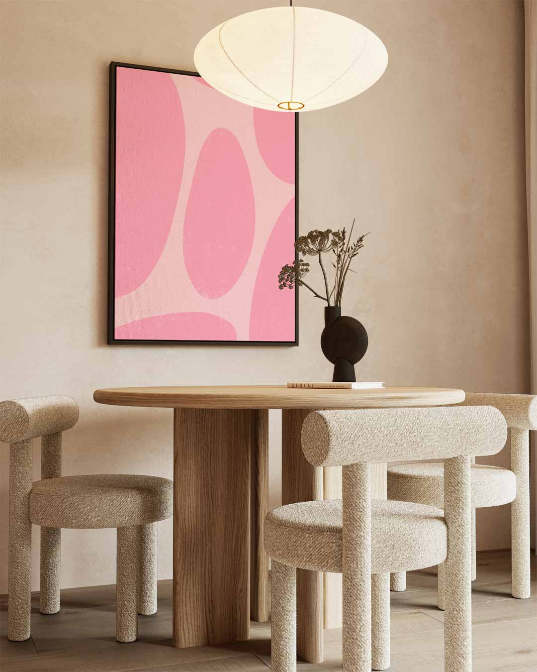 Speelse Roze Abstractie – dibond wanddecoratie in staand formaat