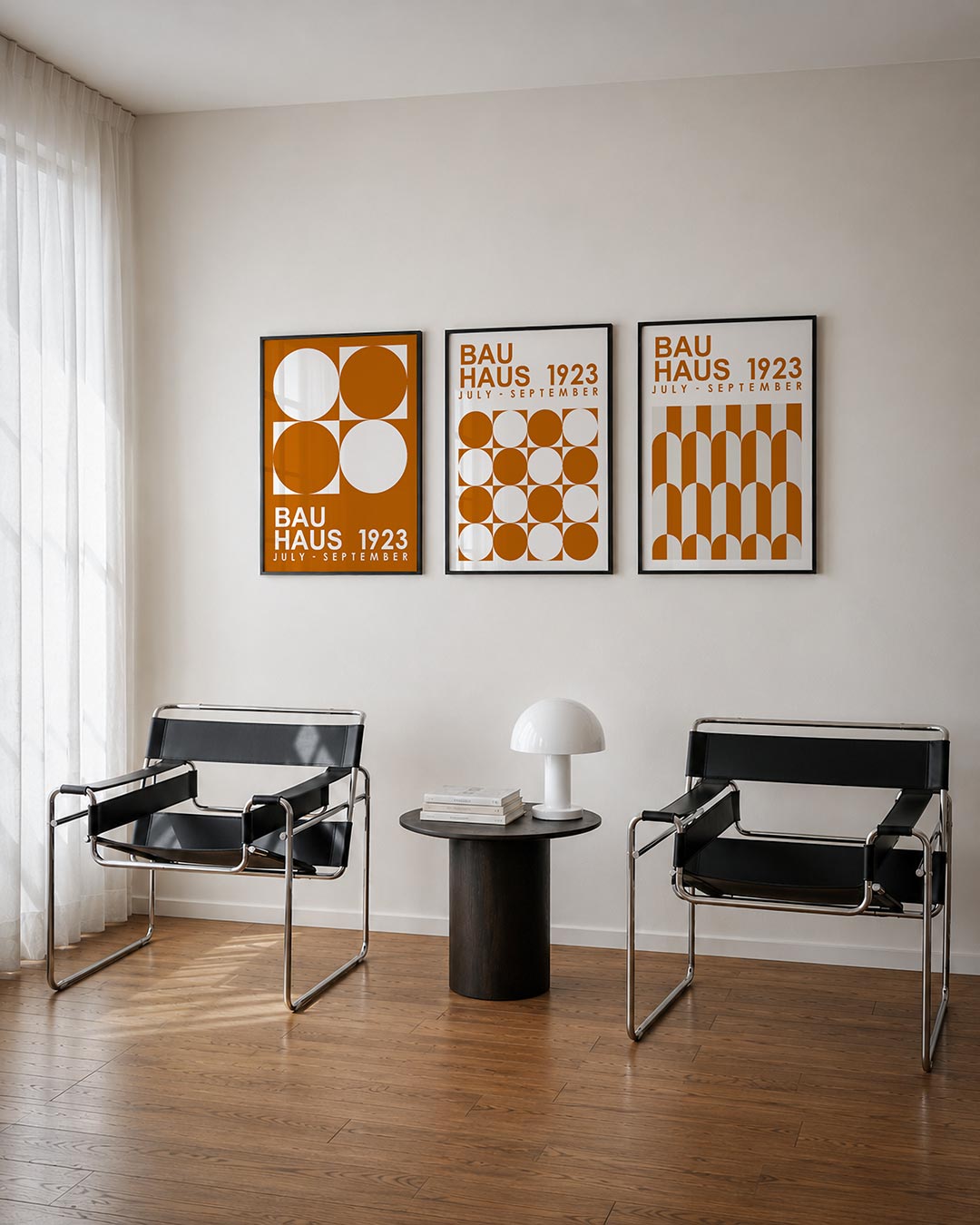 Cirkel en vierkant driedelige posterset – deze posterset in drie delen toont een harmonie van witte cirkels en oranje
