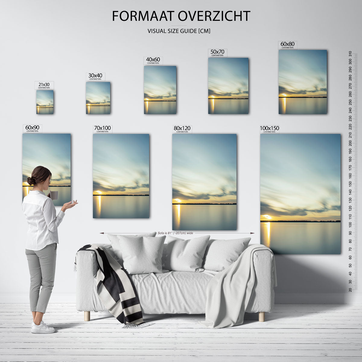 Rustige zonsondergang poster – sfeerbeeld – deze poster toont een serene zonsondergang boven een kalm wateroppervlak, met