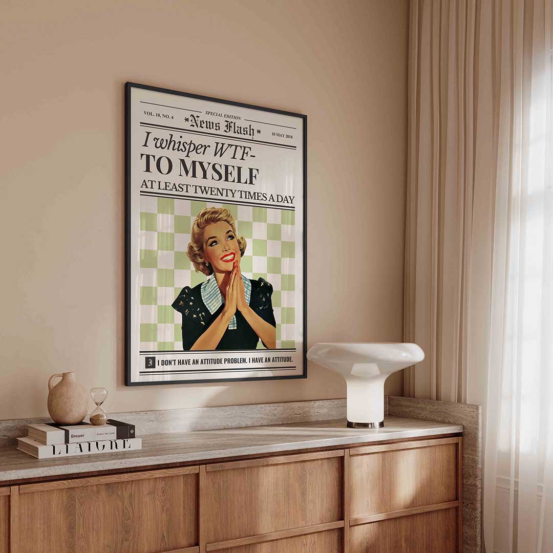 Retro vrouw met tekst – kleurrijke Pop Art poster in staand formaat