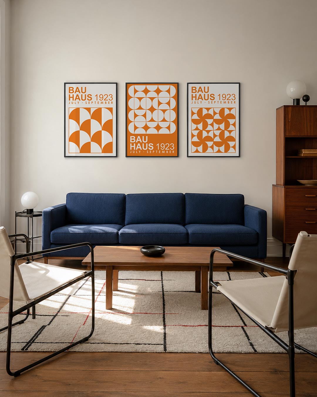 Oranje boogpatronen driedelige posterset – deze posterset in drie delen toont een levendig spel van oranje en witte bogen. De
