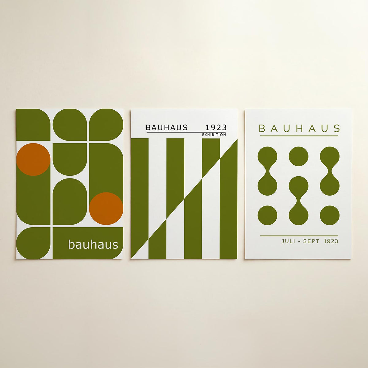 Vormen en vlakken posterset – detailweergave – deze posterset in drie delen toont een speelse combinatie van olijfgroene en