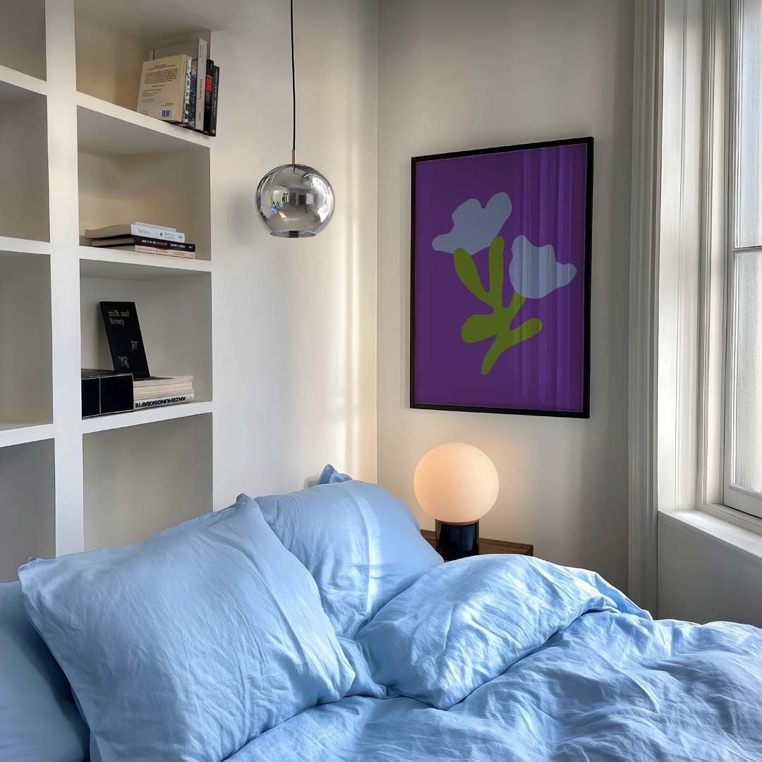 Bloemige Elegantie op Paars – staande kleurrijke abstracte wanddecoratie van WallArtistic