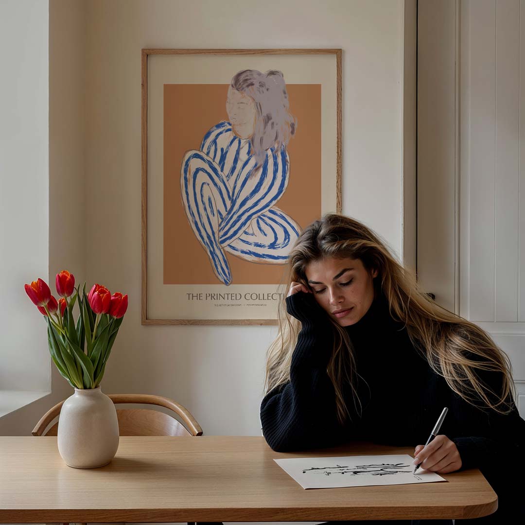 The Printed Collection – staande vrouwelijke wanddecoratie van WallArtistic