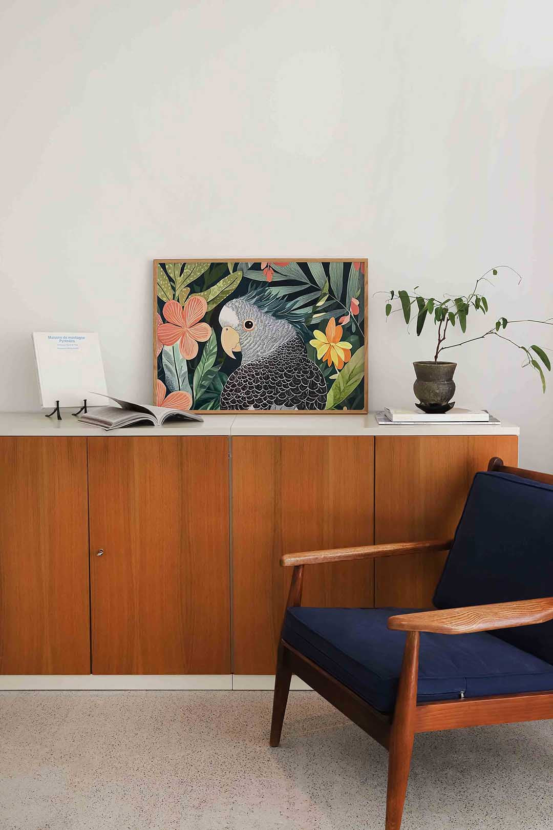 Papegaai en bloemen – liggende dieren wanddecoratie van WallArtistic