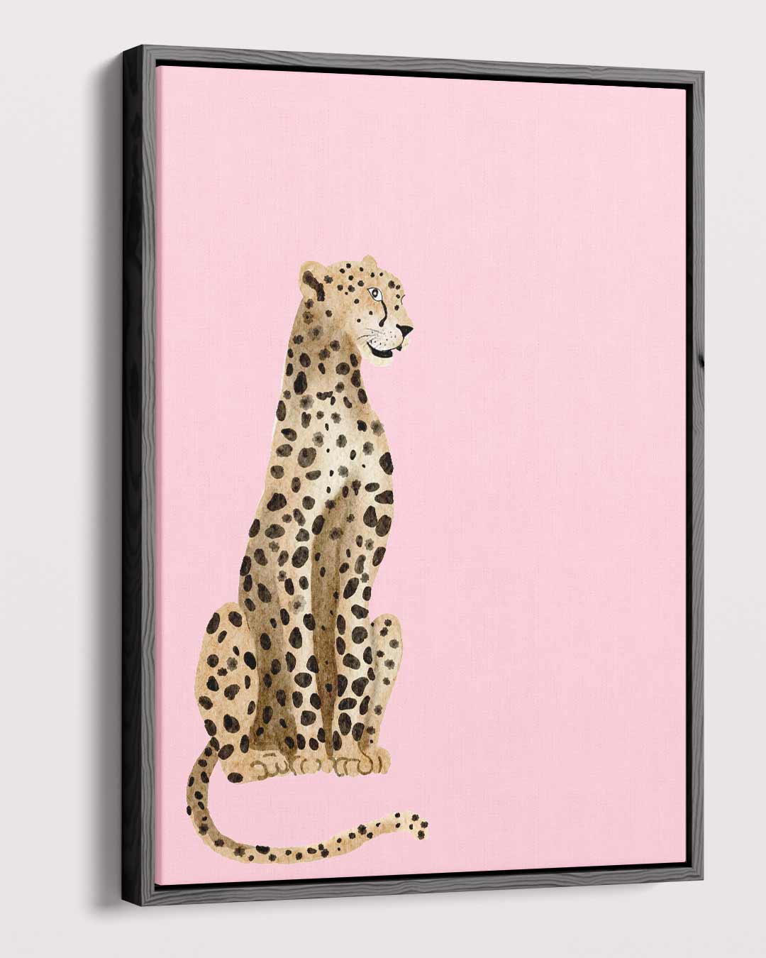 Elegante Luipaard op Roze Achtergrond – plexiglas wanddecoratie in portret formaat