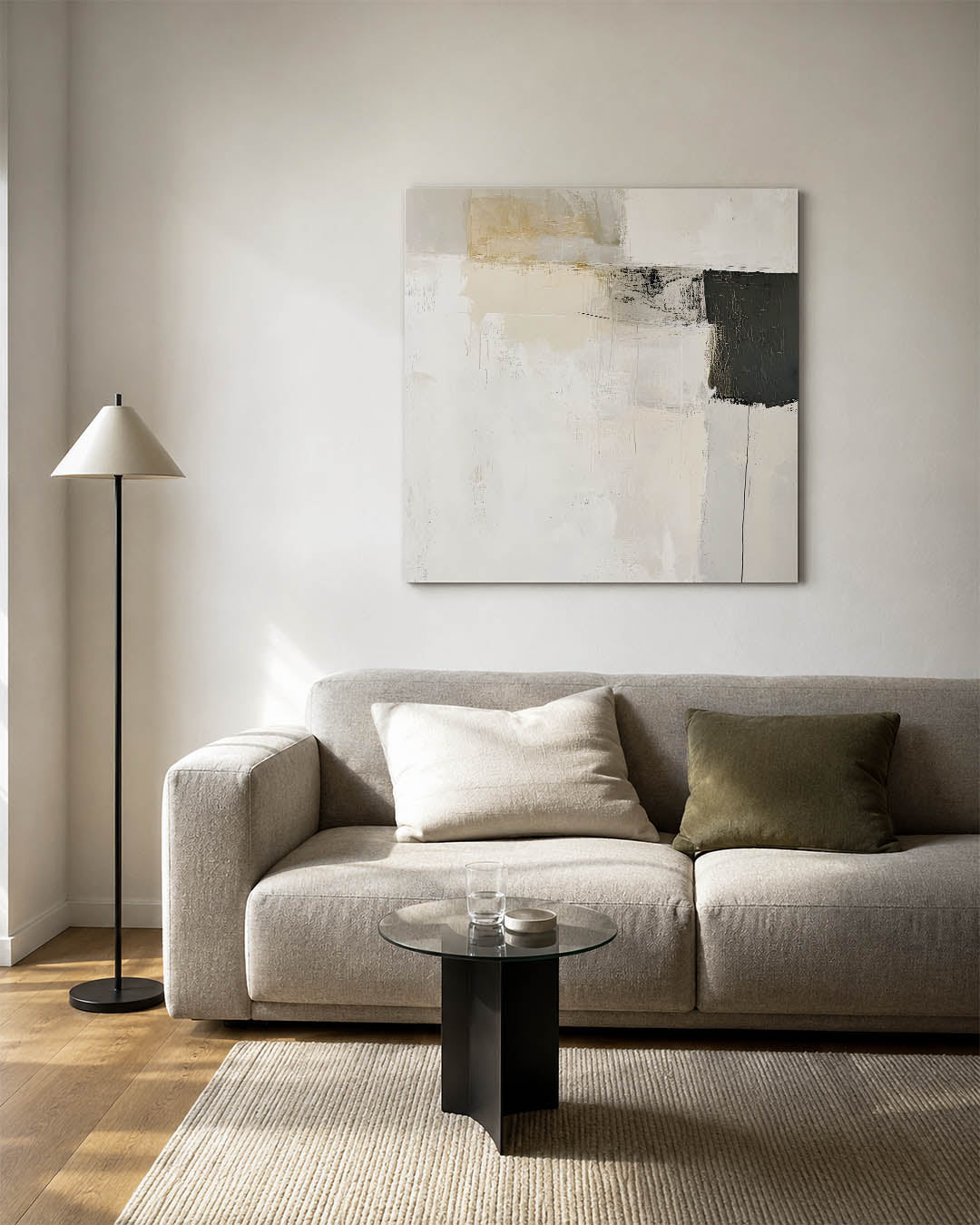 Neutrale compositie kunstwerk – vierkante wanddecoratie – dit werk toont een subtiele mix van beige en grijs met zwarte