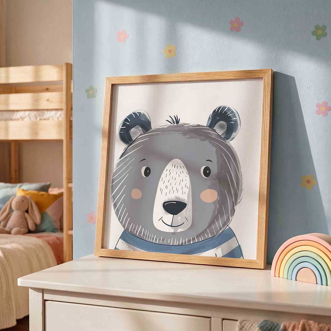 Grijze beer – speelse wandkunst als vierkante kinderposter