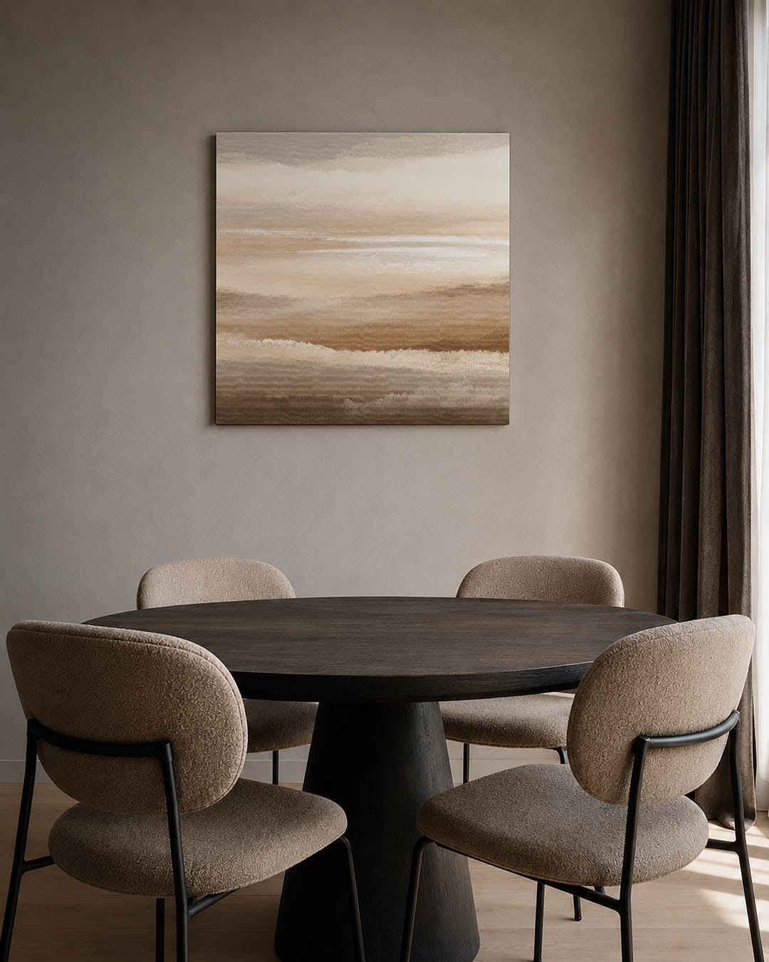 Zachte horizontale lijnen kunstwerk – tweede productweergave – dit werk toont vloeiende horizontale lijnen in zachte beige en