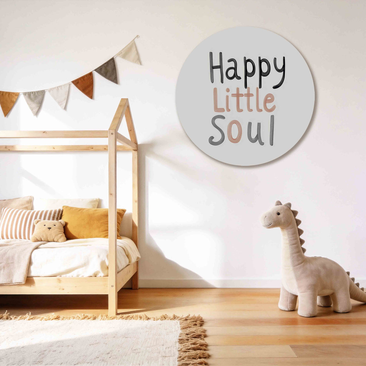 Happy little soul Muurcirkel – tweede productweergave – De muurcirkel toont de tekst 'Happy Little Soul' in zwart en roze.