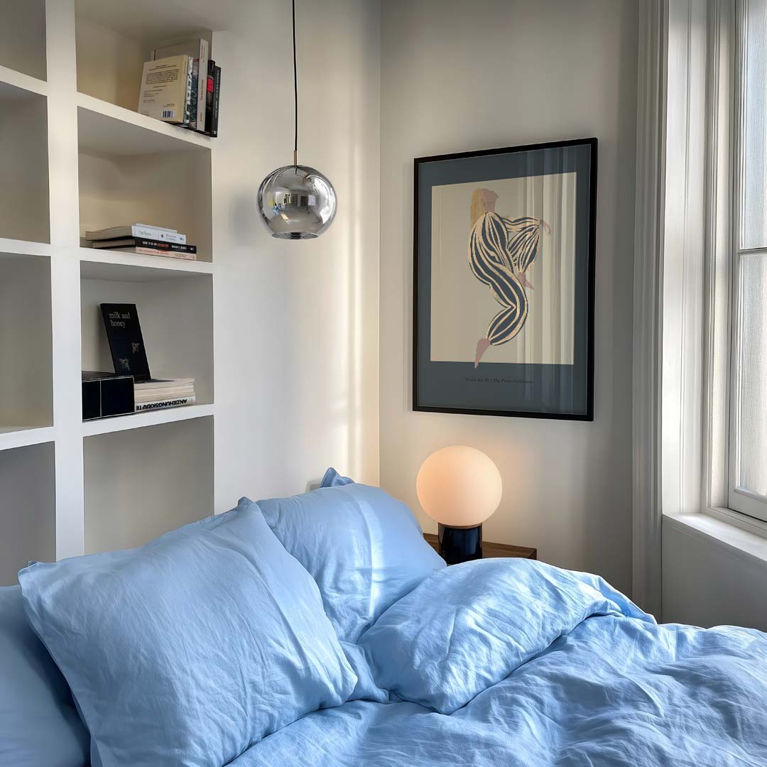 Moderne Kunstzinnige Vrouw – staande moderne wanddecoratie van WallArtistic