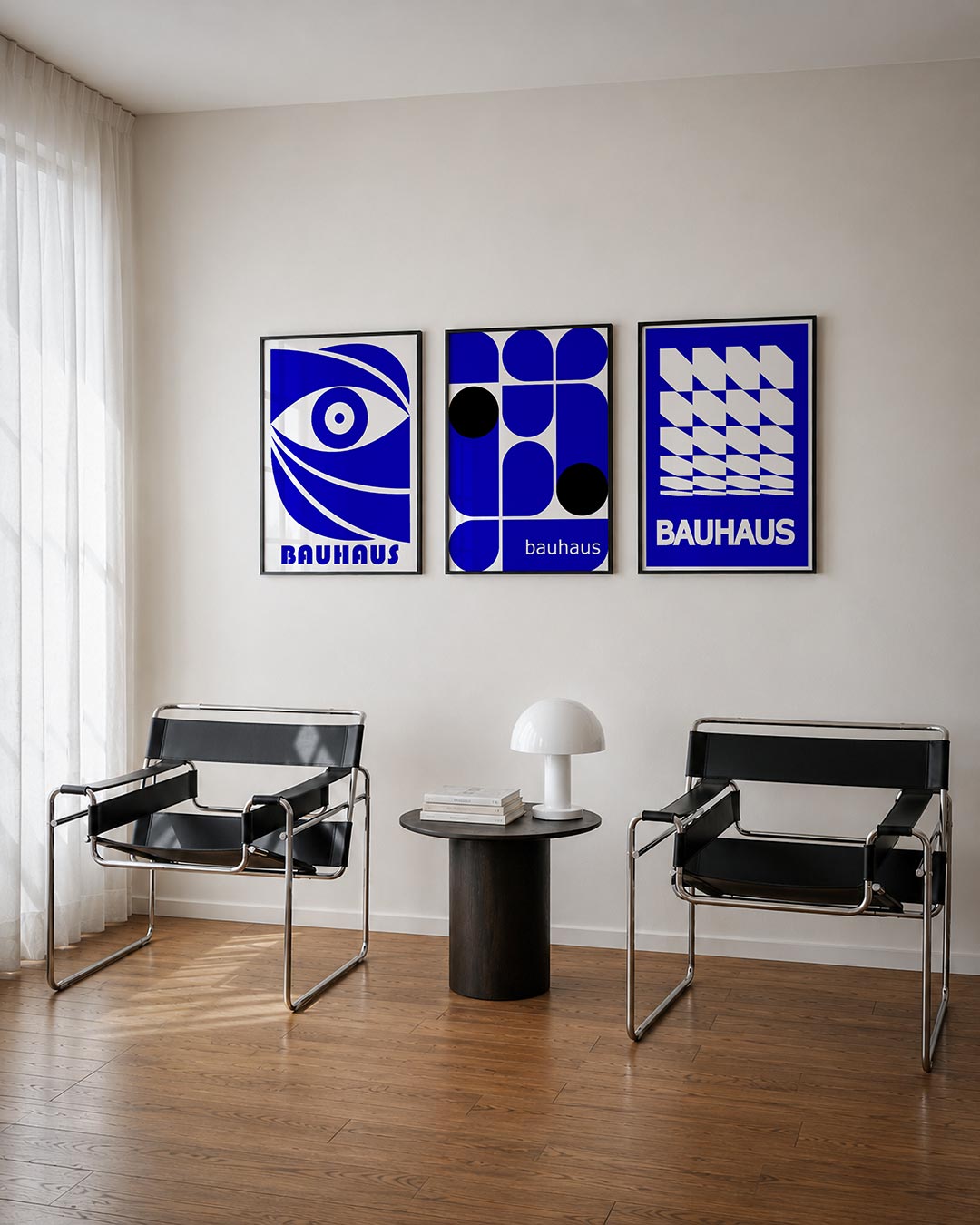 Oog en lijnen driedelige posterset – een blauw oog met strakke lijnen en gebogen vormen, omlijst door een helder contrast van