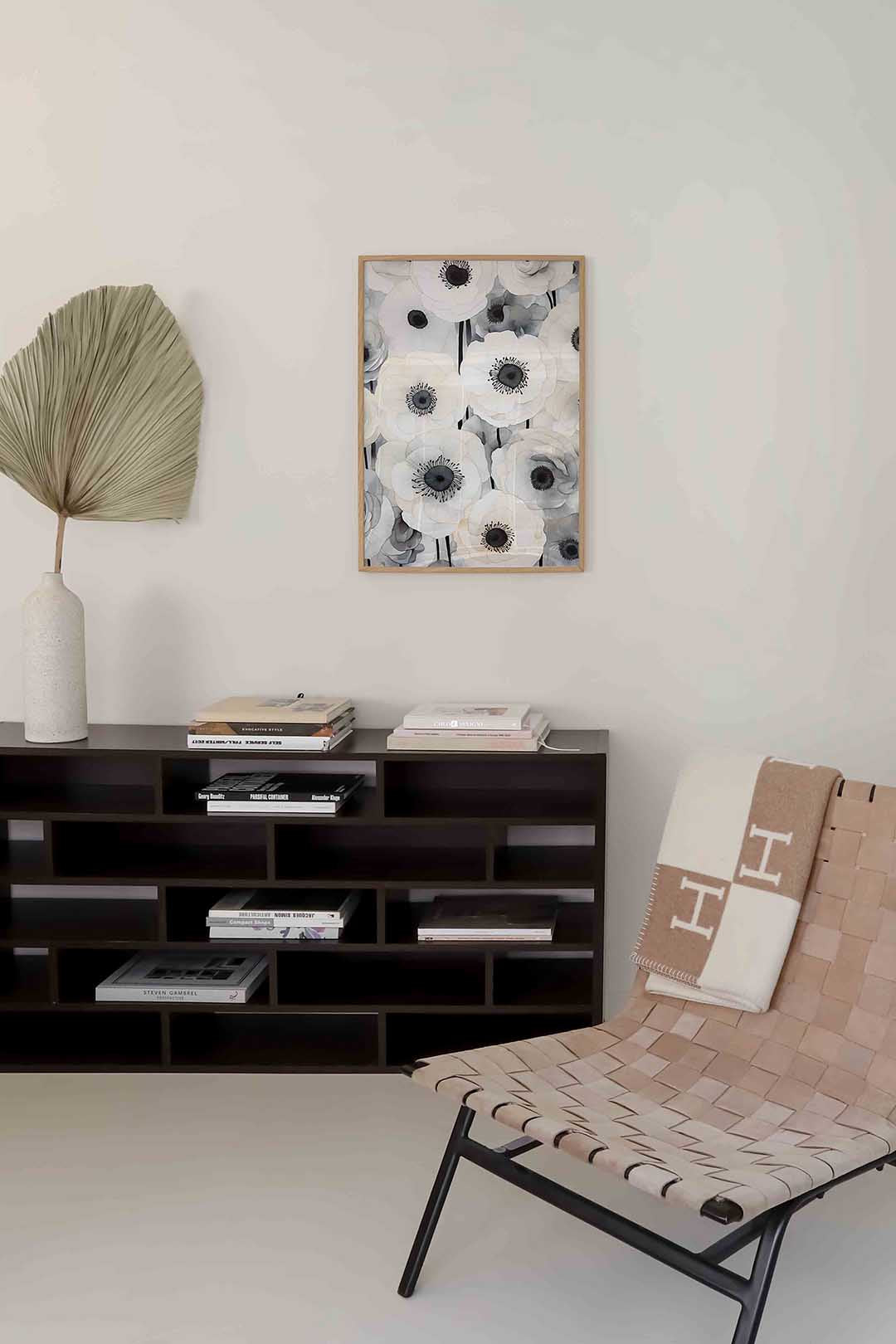 Witte bloemen – zachte abstracte poster in staand formaat