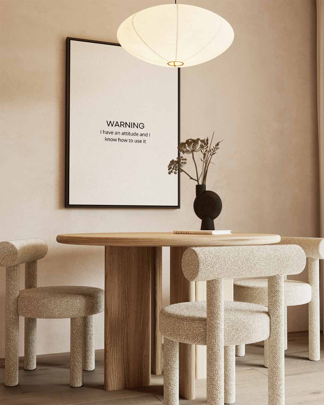 Waarschuwingsbord met Attitude – kunstwerk met zwarte baklijst