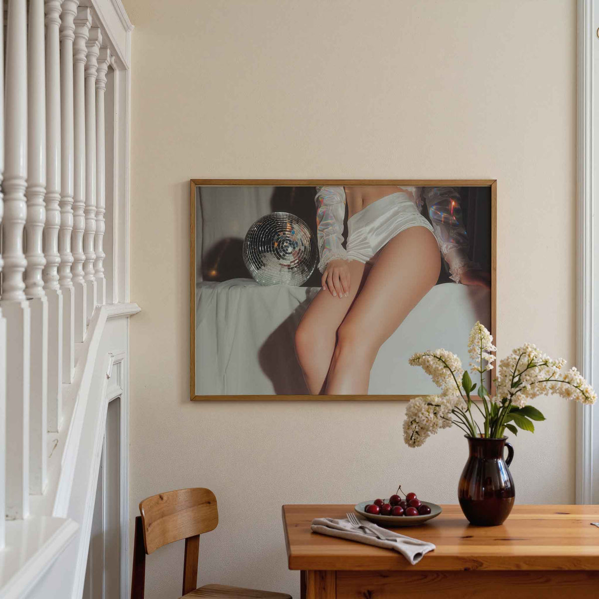 Glanzende disco en witte stof – moderne poster in liggend formaat