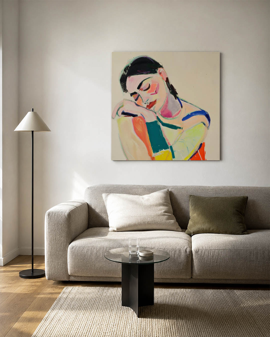 Kleurencompositie kunstwerk – vierkante wanddecoratie – dit werk toont een figuur met een mix van levendige kleuren en zachte