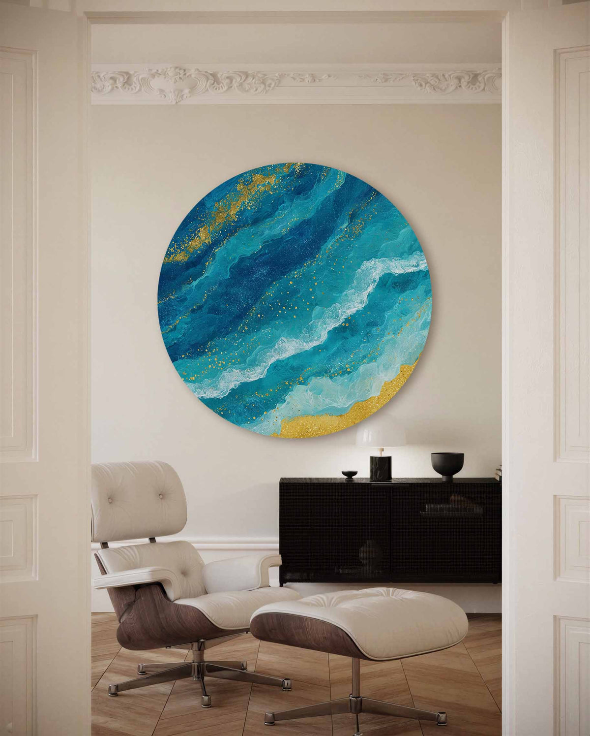 Golvende blauwe en gouden – portret muurcirkel als ronde muurdecoratie