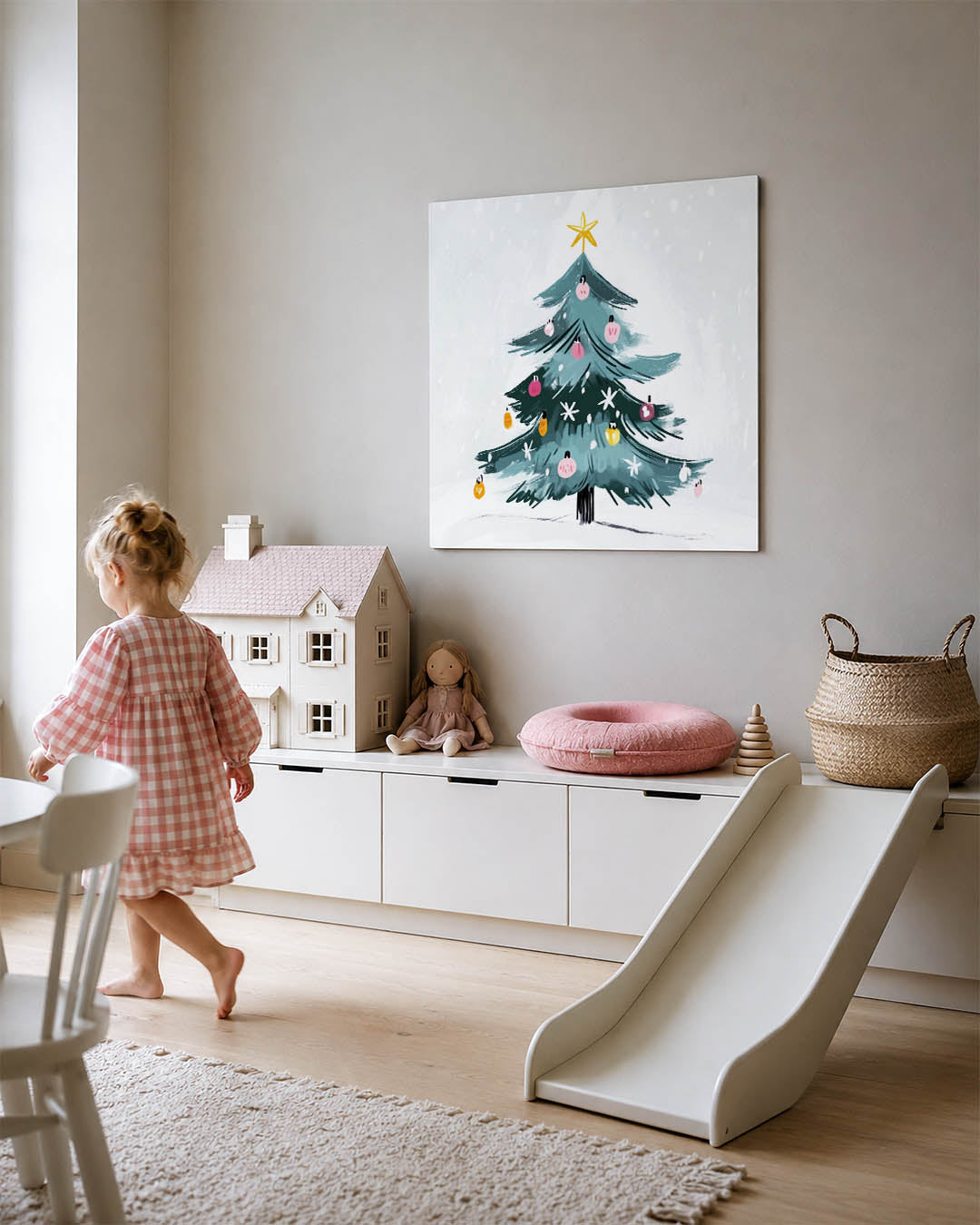 Kleurrijke kerstboom kunstwerk – tweede productweergave – een sfeervol beeld met een kerstboom versierd met kleurrijke ballen