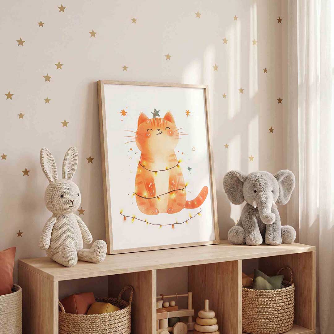 Kerstkat met lichtjes – staande kinderkamer wanddecoratie van WallArtistic
