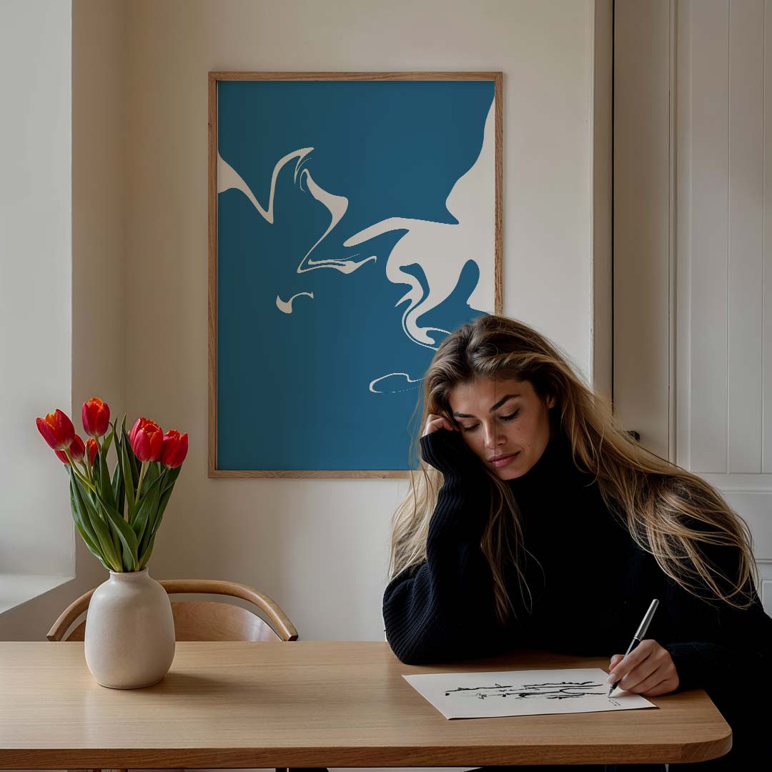 Mystieke Blauw-Zwarte Abstracte – staande muurposter met kleurrijke abstracte vormen