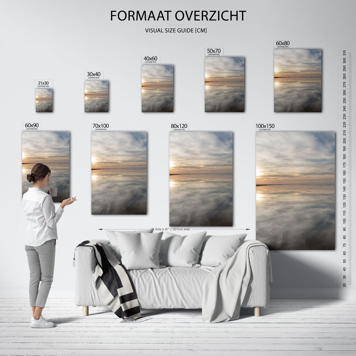 Rustige zonsondergang poster – sfeerbeeld – een zonsondergang boven een kalm wateroppervlak met zachte wolken en reflecties