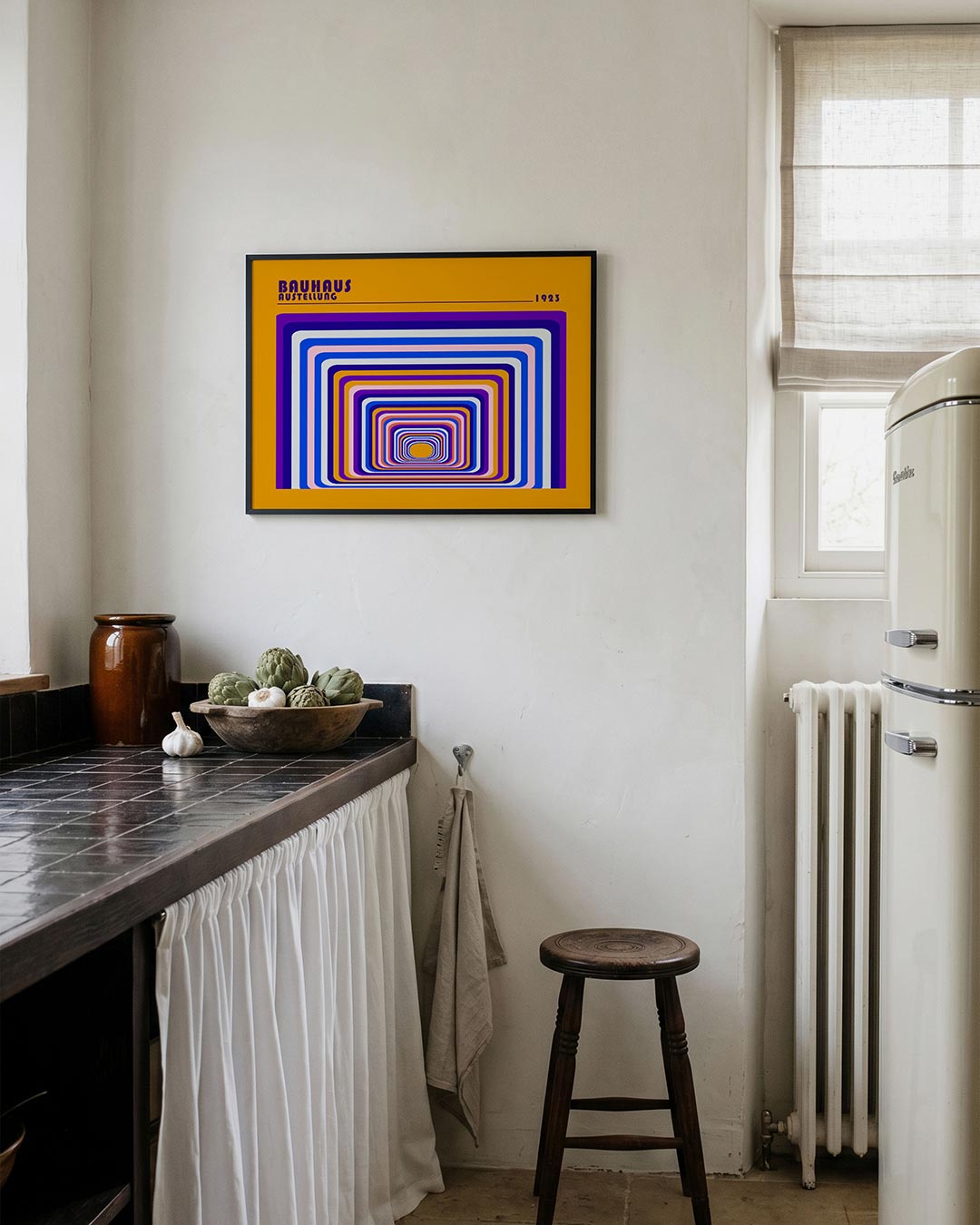 Kleurrijke lijnenspiralen – geometrische poster in Bauhaus-stijl van WallArtistic