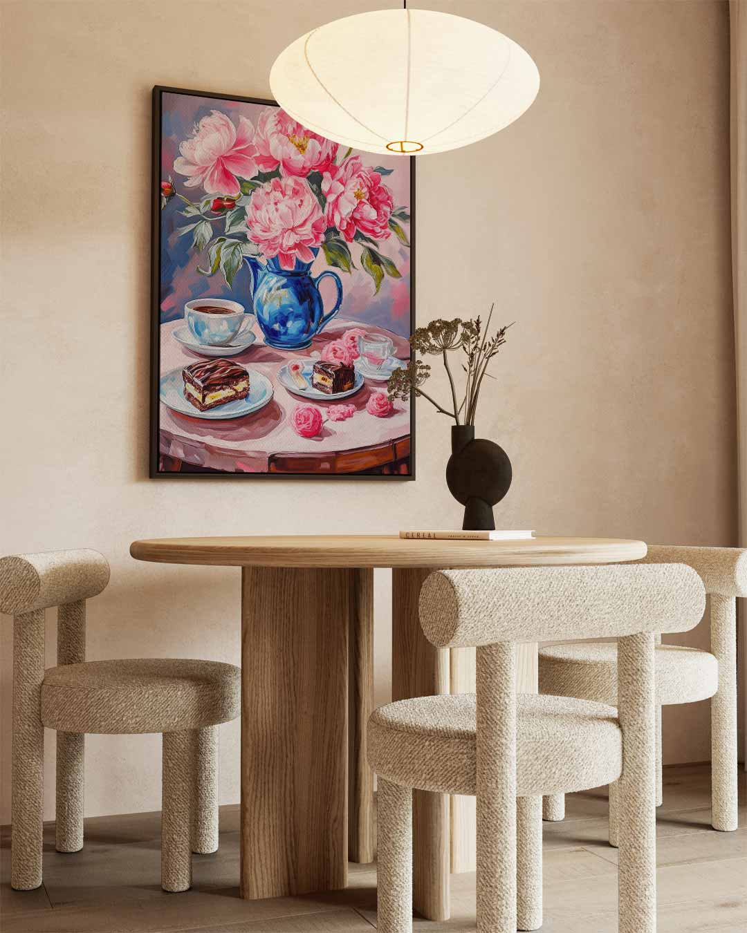 Bloemrijke koffie moment – canvas wanddecoratie in portret formaat
