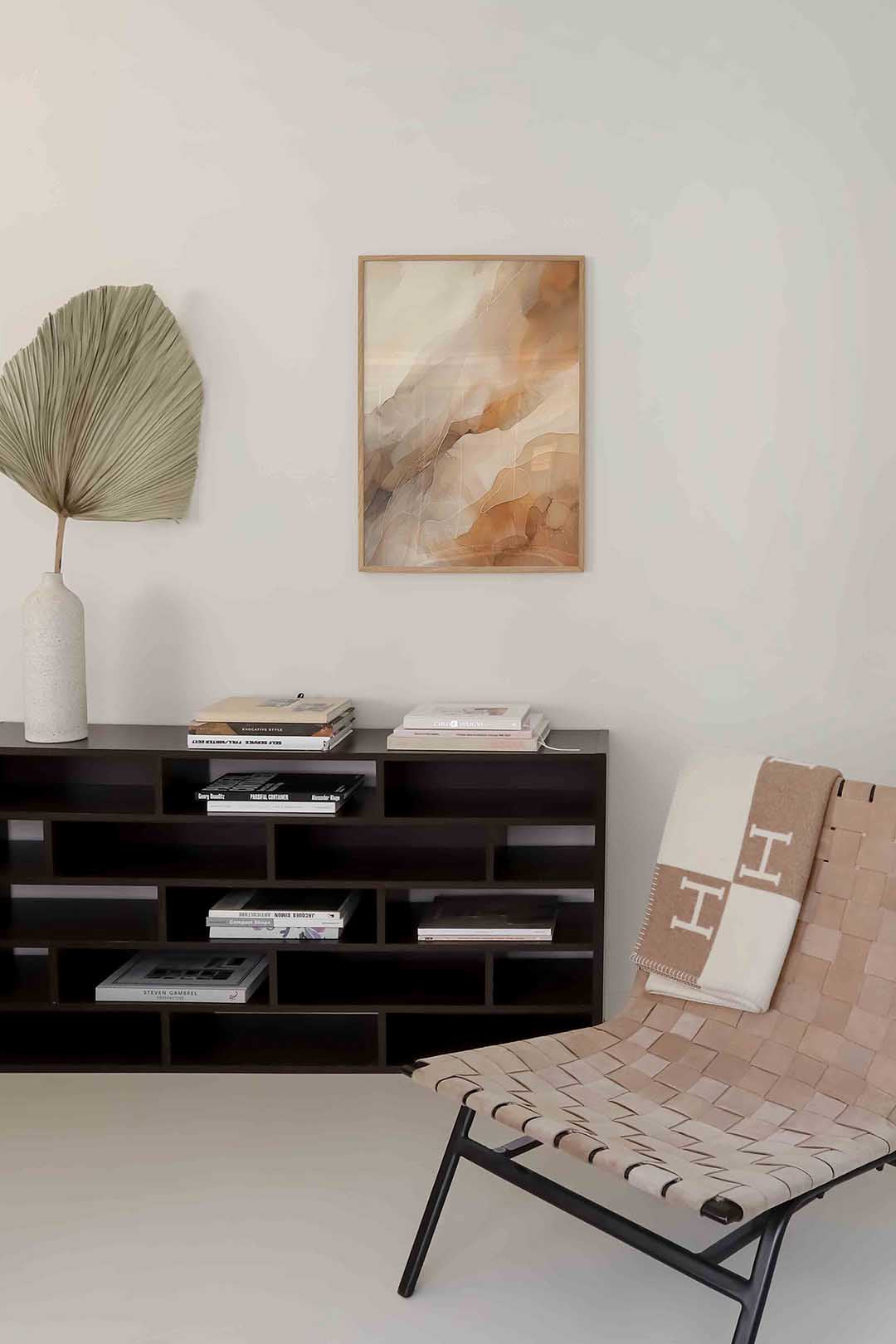 Abstracte beige en bruine vormen – zachte abstracte poster in staand formaat