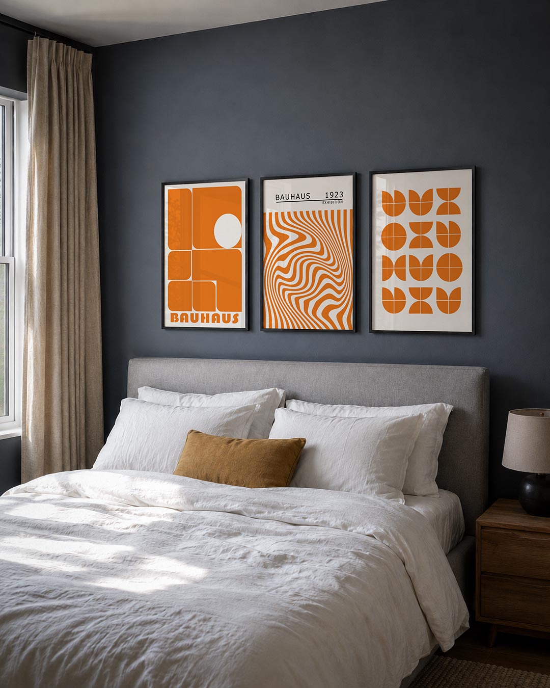 Vormen en vlakken posterset – derde productweergave – deze posterset in drie delen toont een levendig spel van oranje
