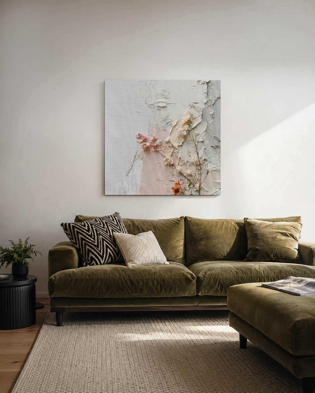 Textuur en bloemen kunstwerk – derde productweergave – dit werk toont een subtiele mix van zachte kleuren en texturen met