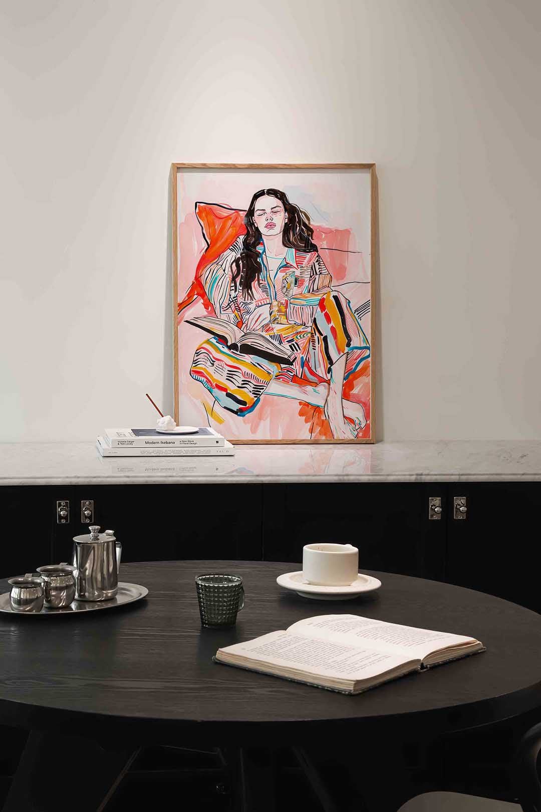 Lezende vrouw – portret poster in staand formaat