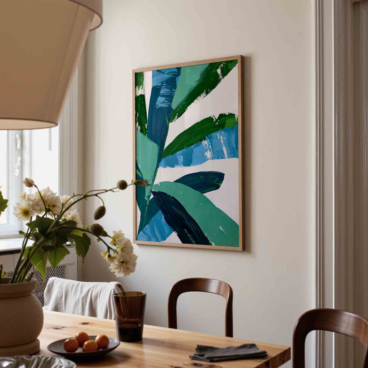 Bladmotief in blauw en groen – kunst en design poster in portret formaat