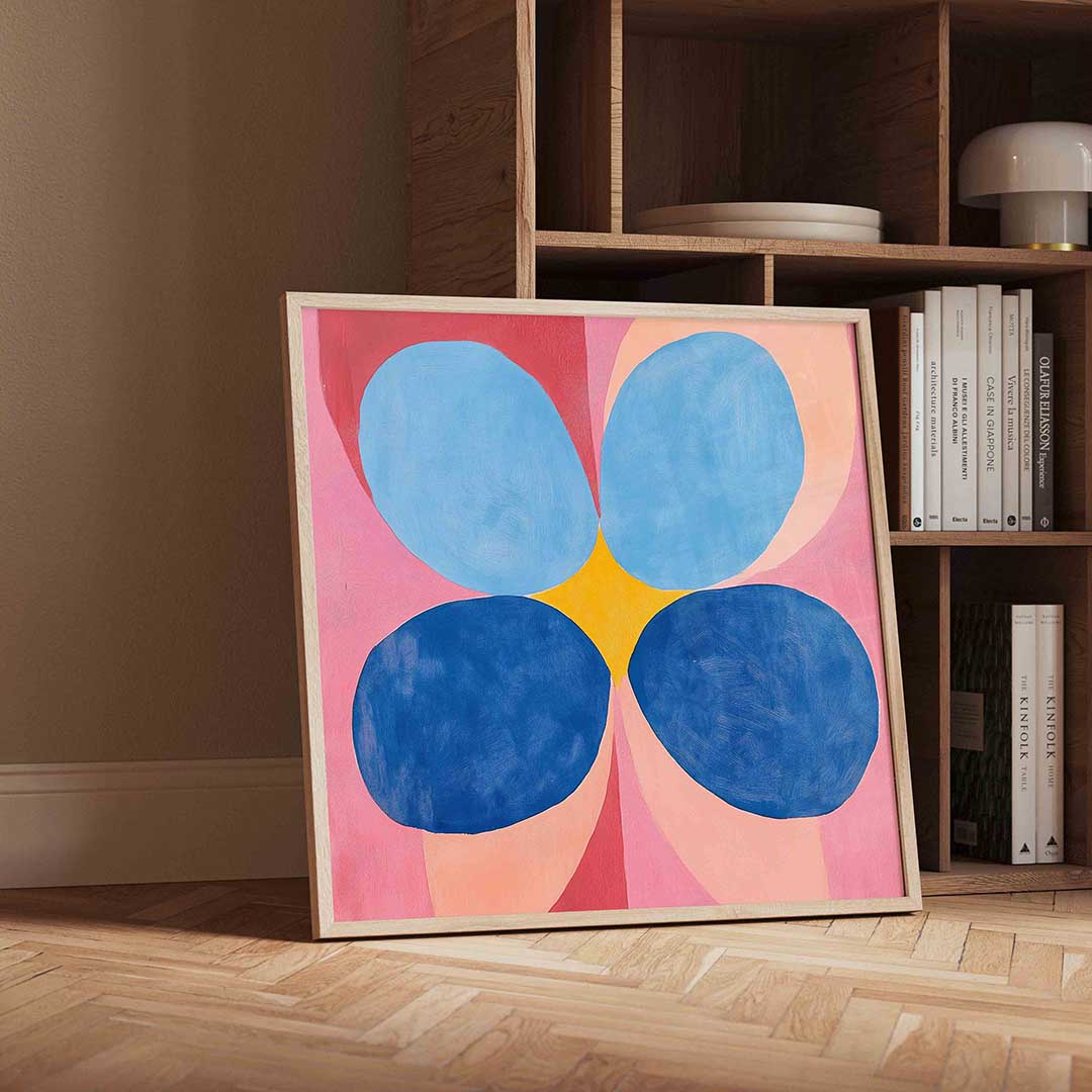 Bloemvormen met blauwe accenten – vierkante moderne wanddecoratie van WallArtistic